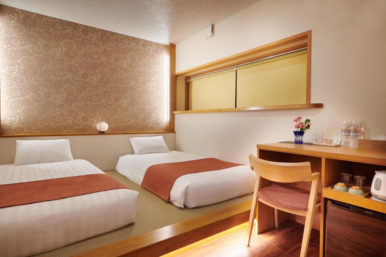 Ichinomatsu Japanese Modern Hotel Такаяма Екстериор снимка