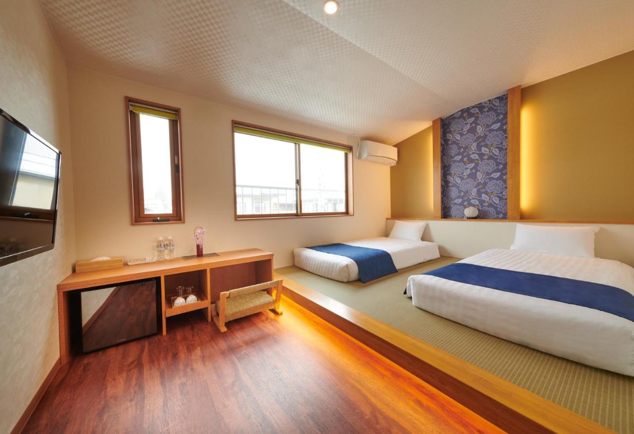 Ichinomatsu Japanese Modern Hotel Такаяма Екстериор снимка