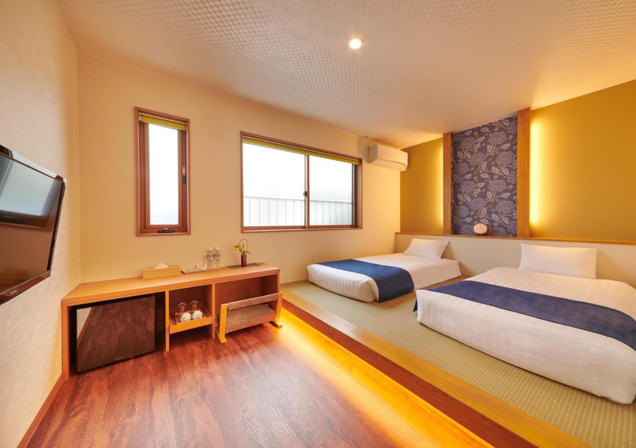 Ichinomatsu Japanese Modern Hotel Такаяма Екстериор снимка