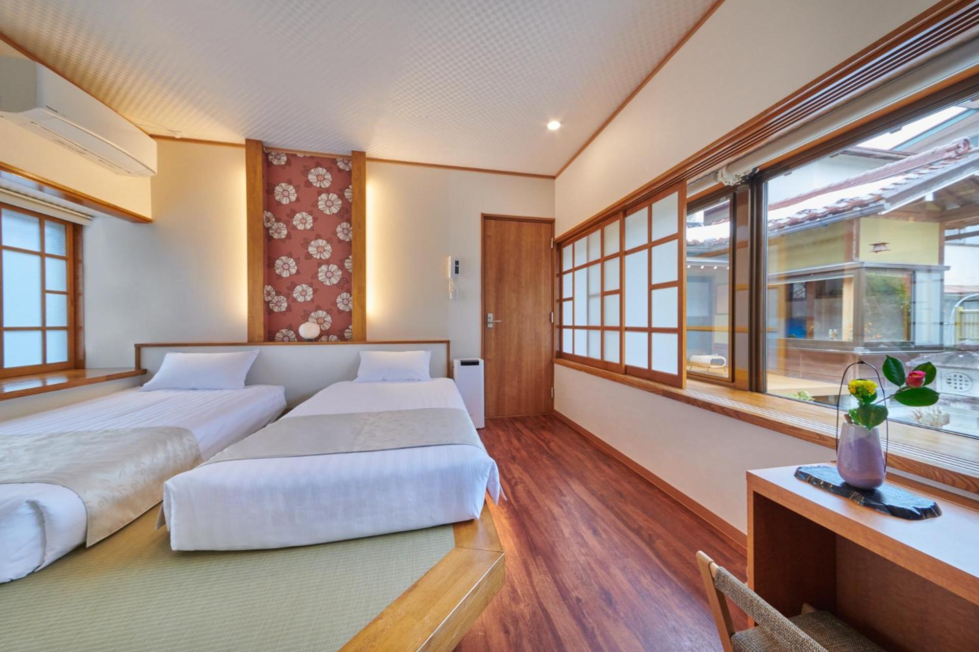 Ichinomatsu Japanese Modern Hotel Такаяма Екстериор снимка
